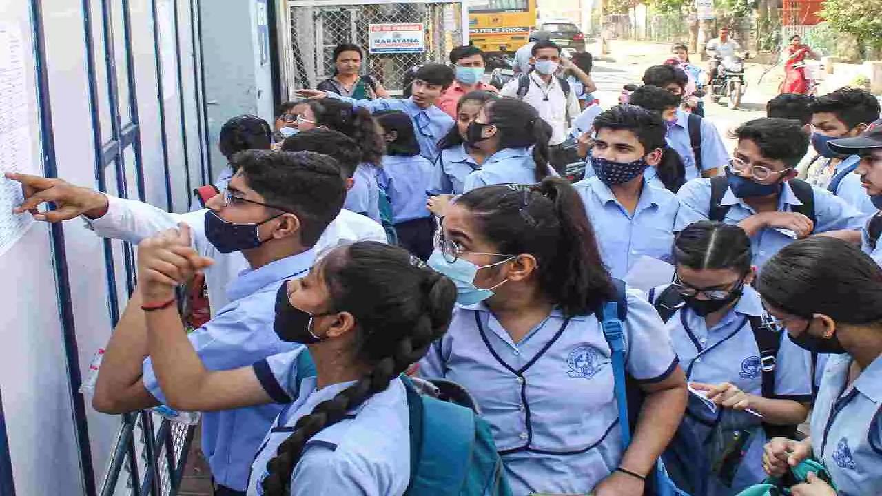 ICSE, ISC Exam Datesheet 2025: Release Expected Soon, Students Advised to Stay Updated