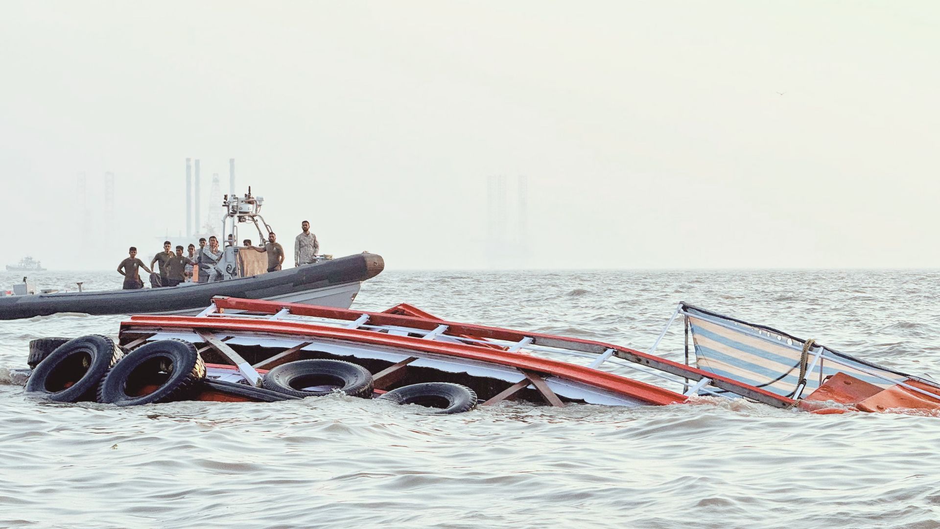 Mumbai Boat Accident: Navy Speedboat Collides with Passenger Ferry, 14 Lives Lost