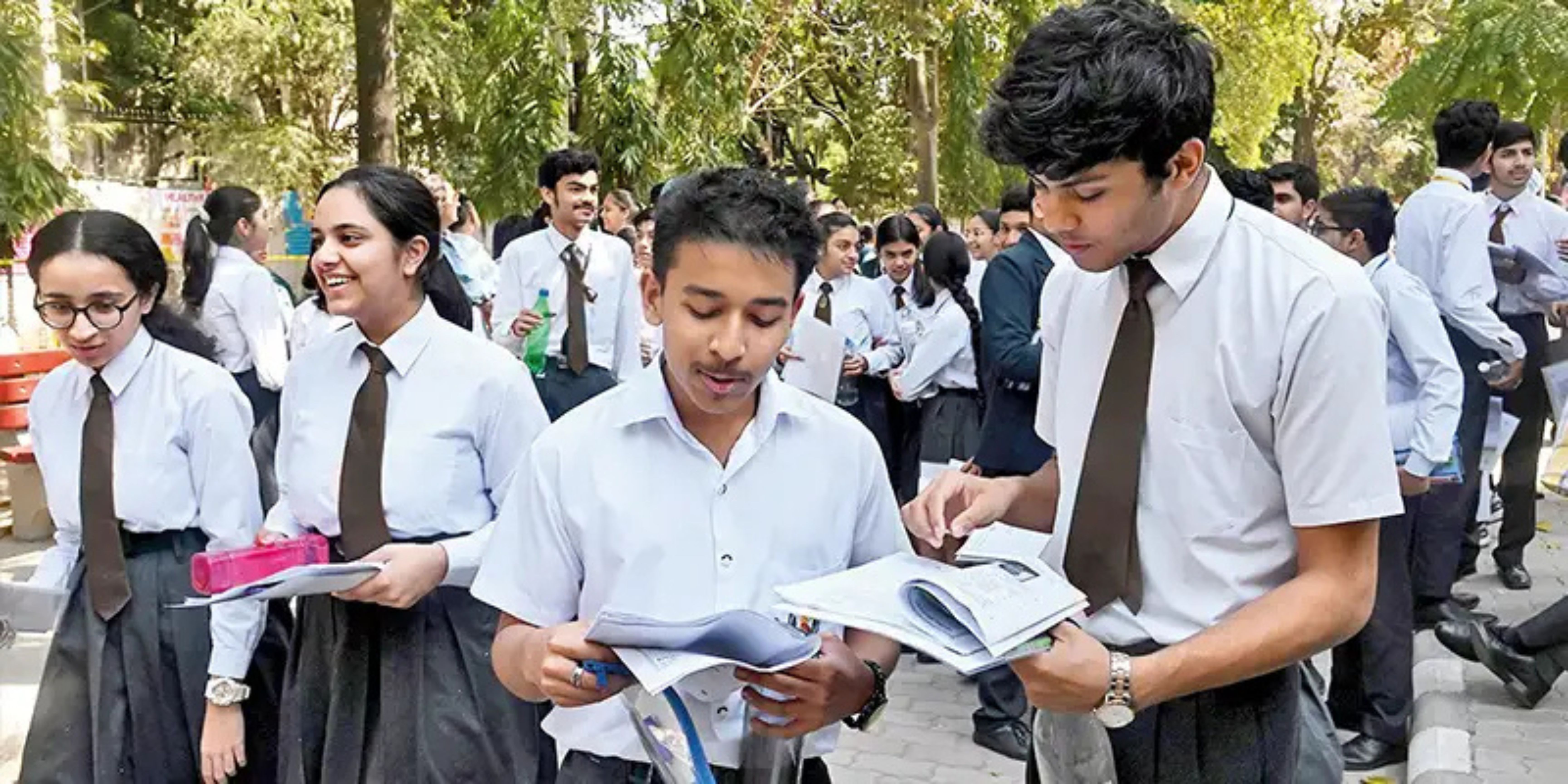 CBSE Cracks Down on 'Dummy' Students: 29 Schools Under Inspection, Legal Action Expected