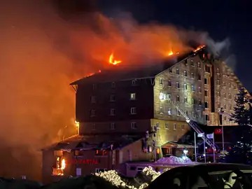 Turkey Hotel Fire Claims 10 Lives, 32 Injured: Panic Ensues as People Jump from 11-Story Building