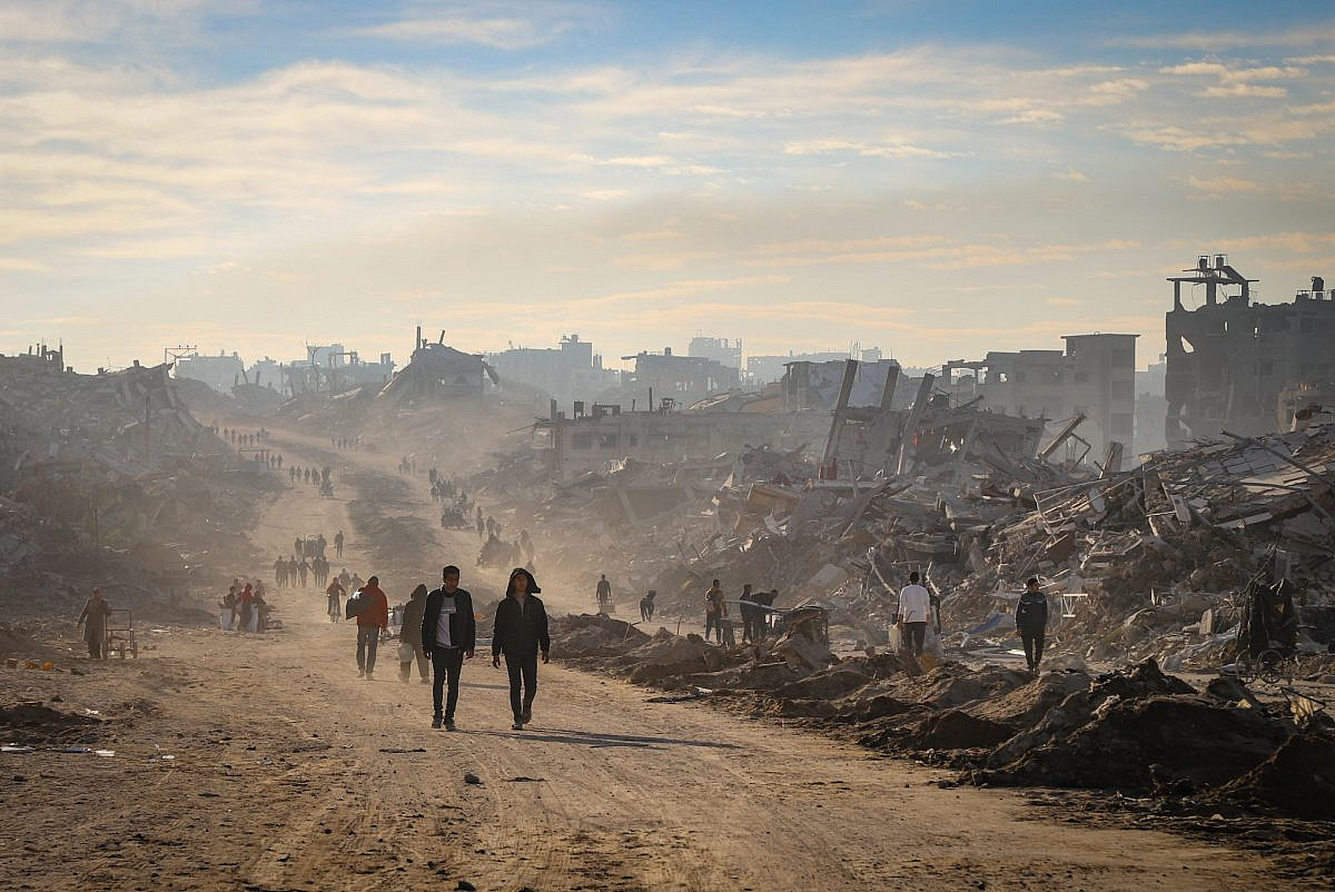 Ceasefire Brings Hope: Palestinians Begin Return to Northern Gaza After Over a Year