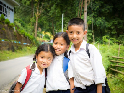 Heartwarming Act of Kindness: Sikkim Boy’s ‘Mithai Khayenge?’ Gesture Wins the Internet 67ca98531d884-skimm.jpg