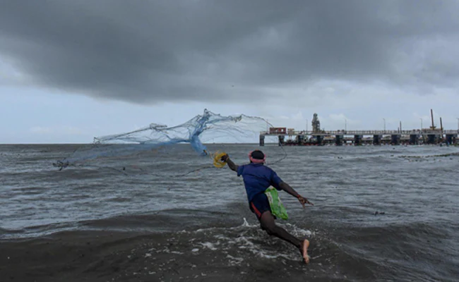 Southwest Monsoon Arrives in Nicobar Islands, Signals Seasonal Shift
