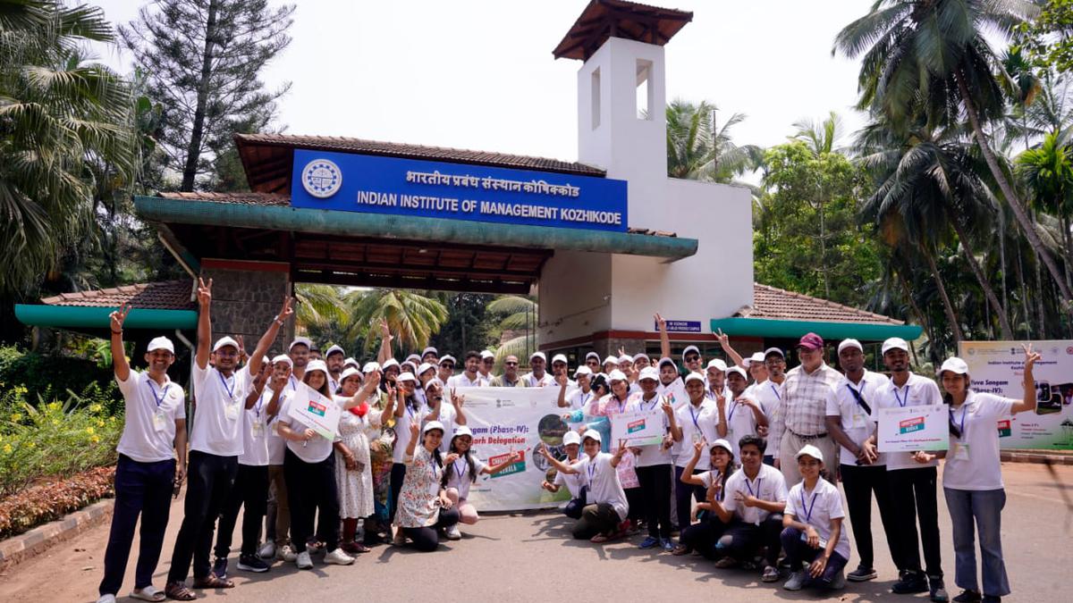 Students from Kerala and Lakshadweep Embark on Cul IIMK.jpg