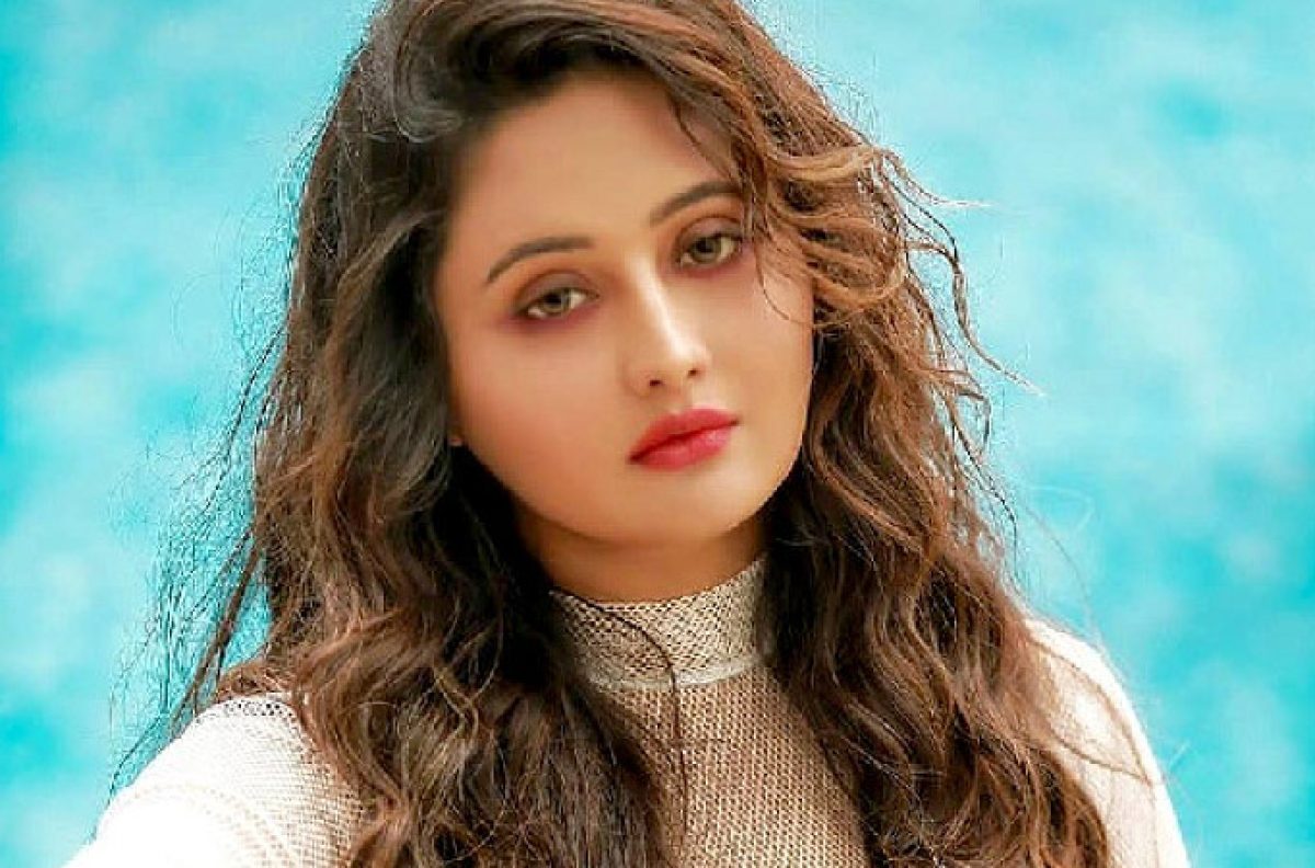 Rashami Desai Speaks Out on Casting Couch Experien Rashmi-Desai-3-1200x792.jpg