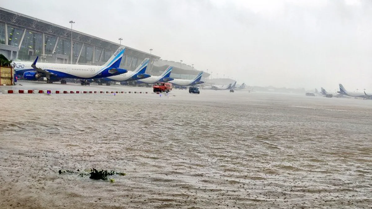 Cyclone Fengal Hits Chennai: Major Disruptions Across City as Airport Closes and Train Services Halted