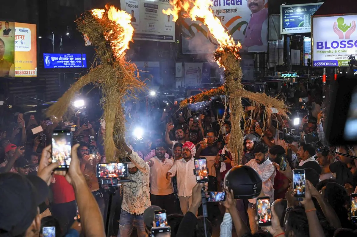 After Jharkhand protesters burn Soren