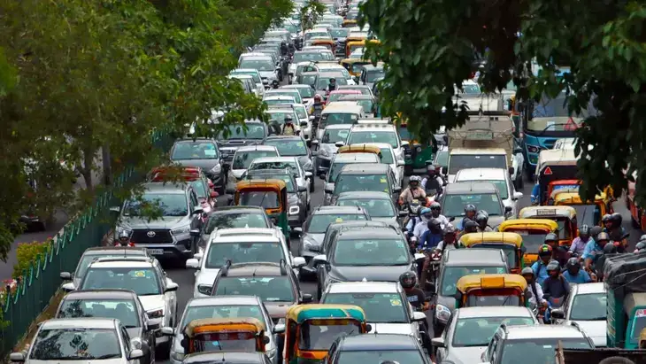West Delhi Traffic Relief Plan: Road Widening, Flyovers and Cameras Proposed