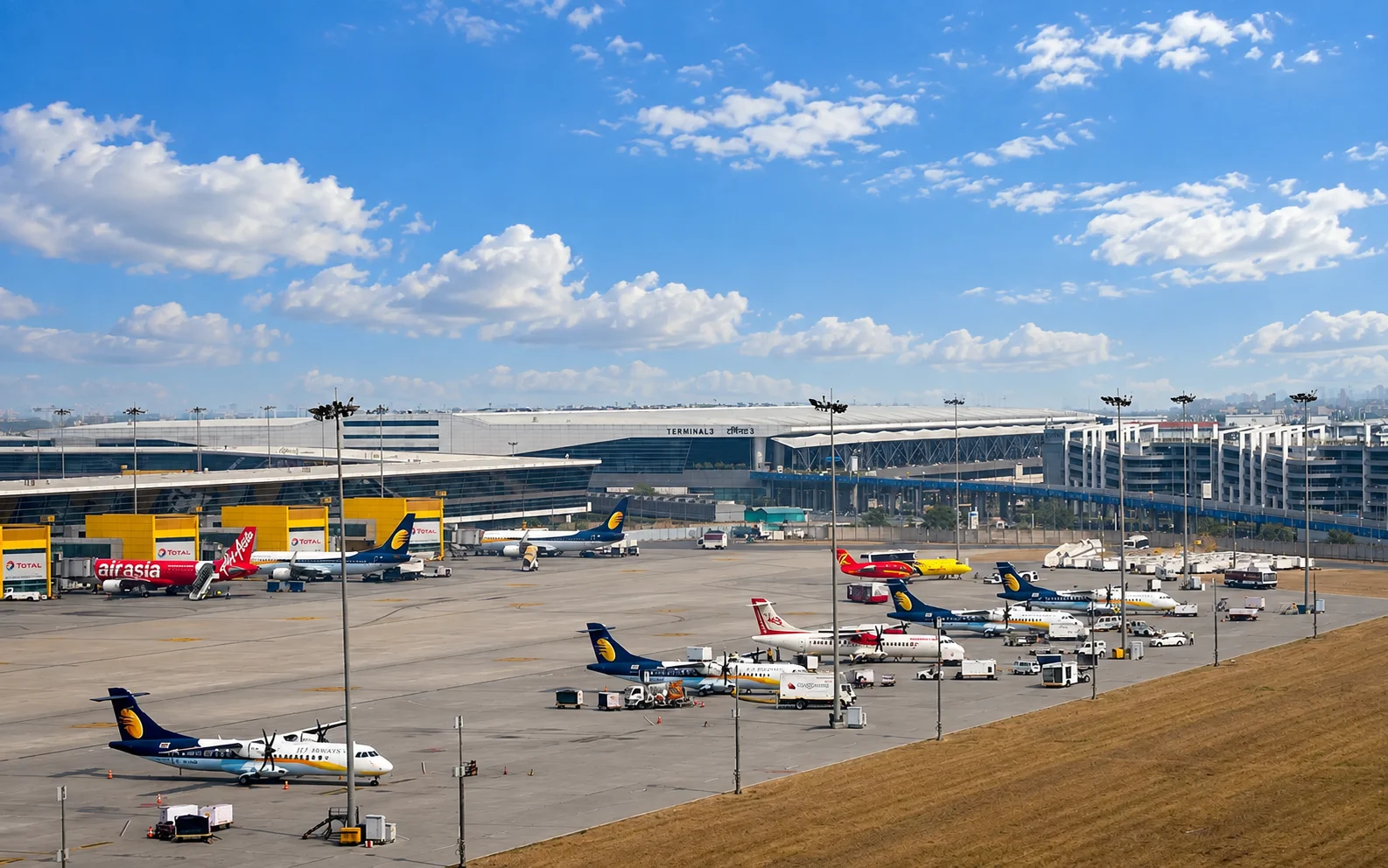 Delhi Airport Introduces Dedicated Entry Gates for Light Travellers Across All Terminals