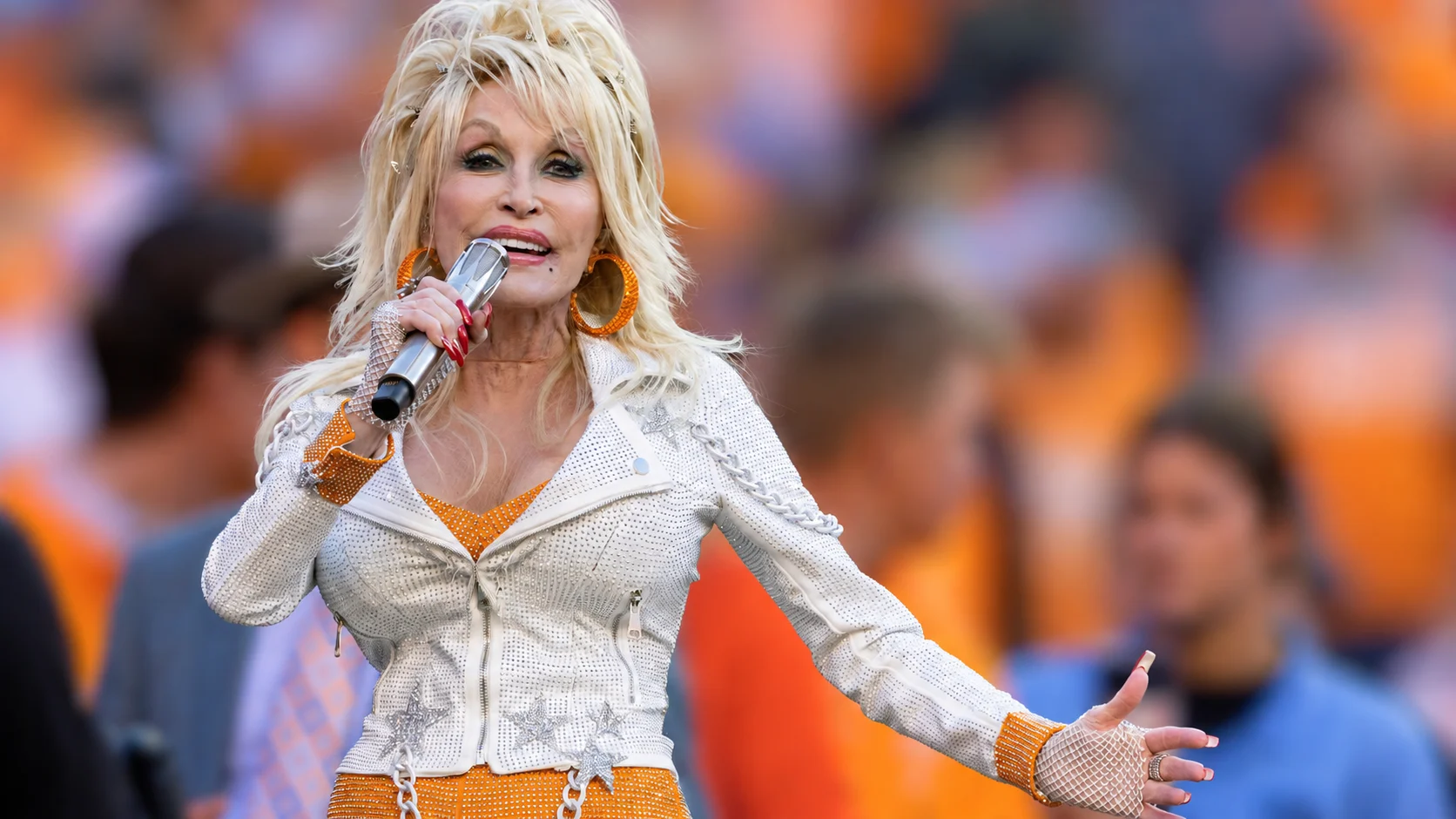 Why Did Dolly Partons Manager Seek a Restraining Order Against Her Nephew Bryan Seaver?