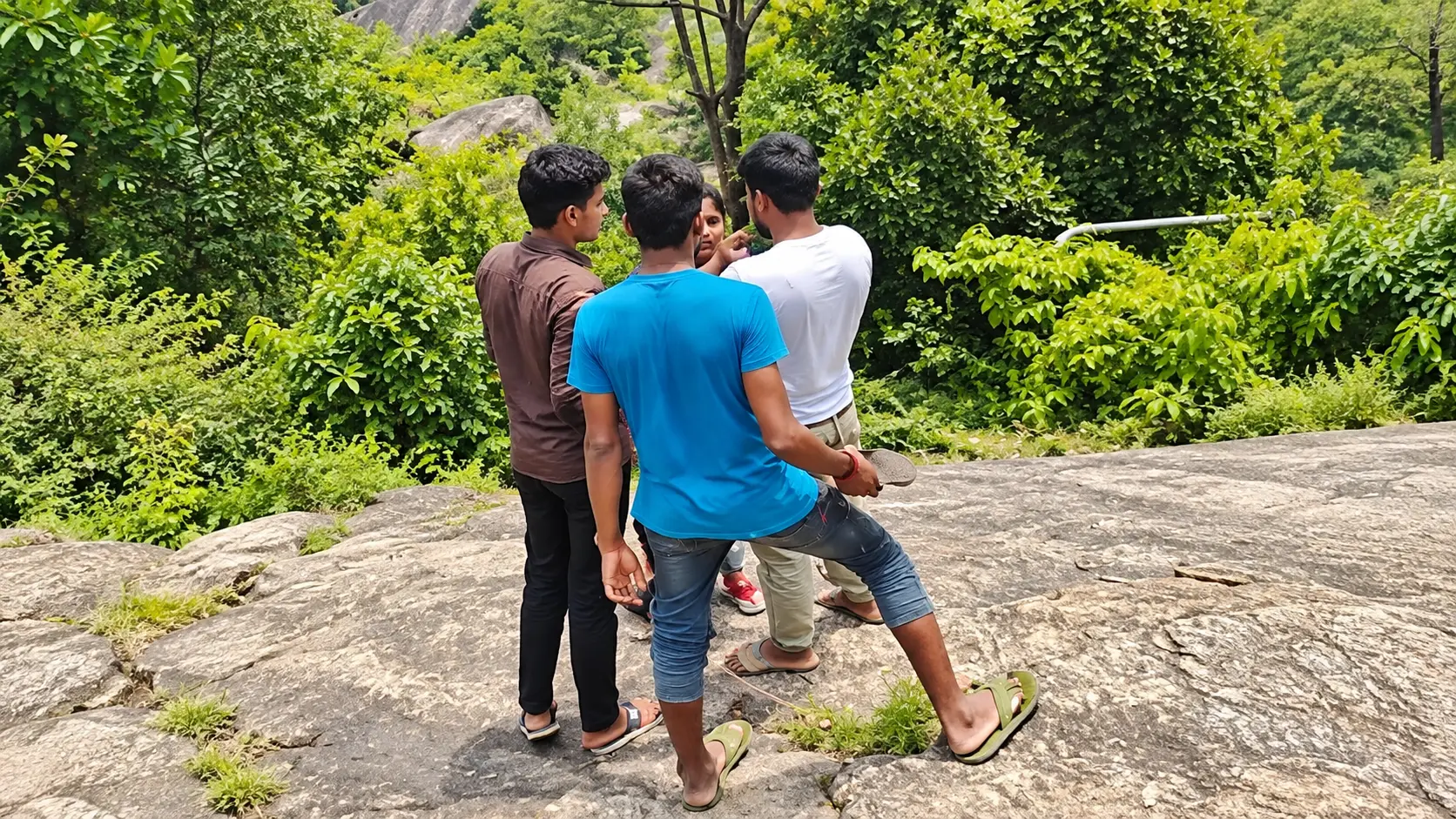 Woman thrashed, sexually harassed by 6 men on camera at Bihar tourist spot